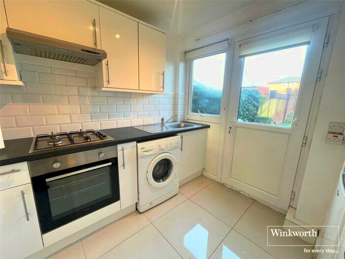 Studio To Rent In Beverley Drive, Edgware, HA8