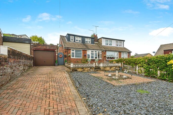 3 Bedroom Semi-Detached Bungalow For Sale In Craven Lane, Gomersal, Cleckheaton, BD19