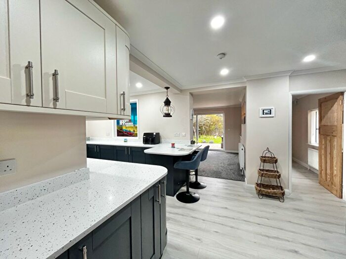 4 Bedroom Bungalow For Sale In Dungeness Road, Lydd, TN29