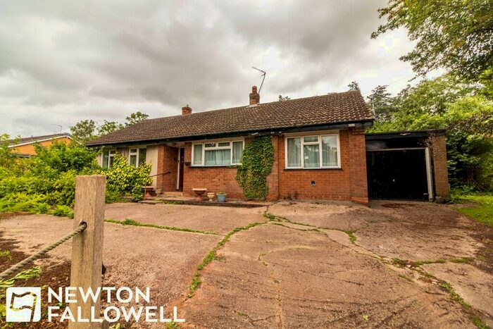 3 Bedroom Bungalow For Sale In Main Street, Hayton, DN22