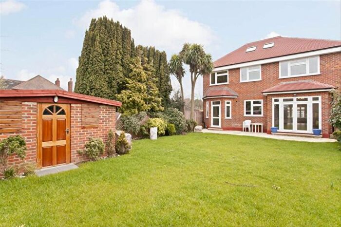 5 Bedroom Property To Rent In Fir Grove, New Malden, KT3