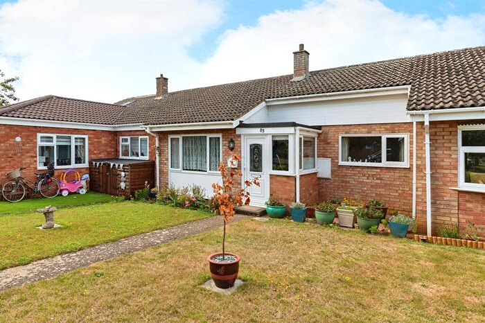 2 Bedroom Semi-Detached Bungalow For Sale In Green Acres, Gamlingay, Sandy, SG19