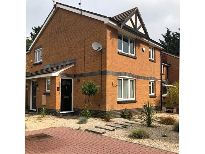 1 Bedroom Property To Rent In Eyston Drive, Weybridge, KT13