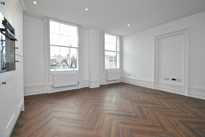 2 Bedroom Apartment To Rent In Church Street, Biggleswade, SG18