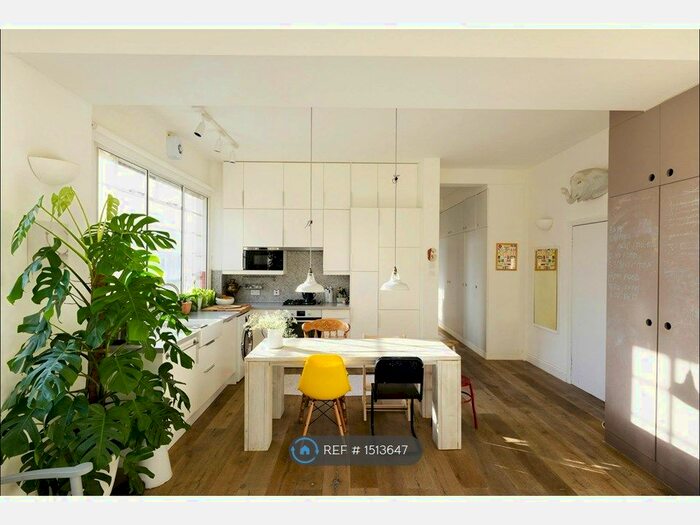 2 Bedroom Flat To Rent In Chester Studios, London, E8