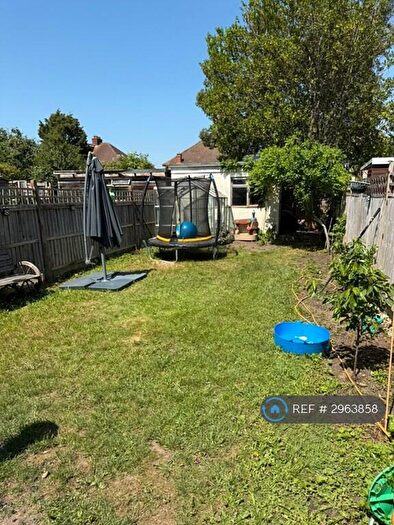 3 Bedroom Terraced House To Rent In Tennyson Avenue, New Malden, KT3