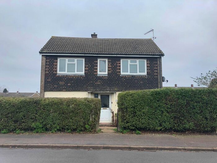 4 Bedroom Property To Rent In Hillborough Crescent, Houghton Regis, Dunstable LU5