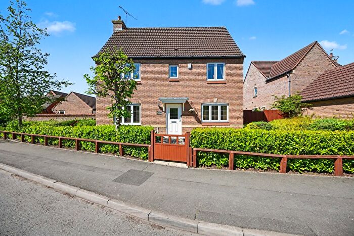 4 Bedroom Detached House For Sale In Blyth Close, Cawston, Rugby, CV22