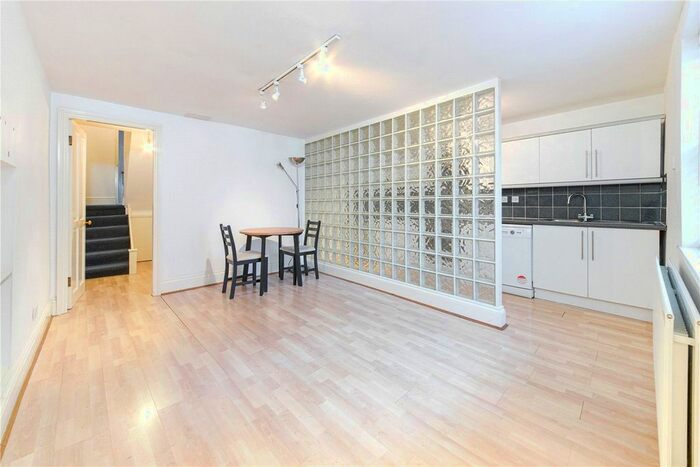 1 Bedroom Flat To Rent In City Road, Islington, London, EC1V