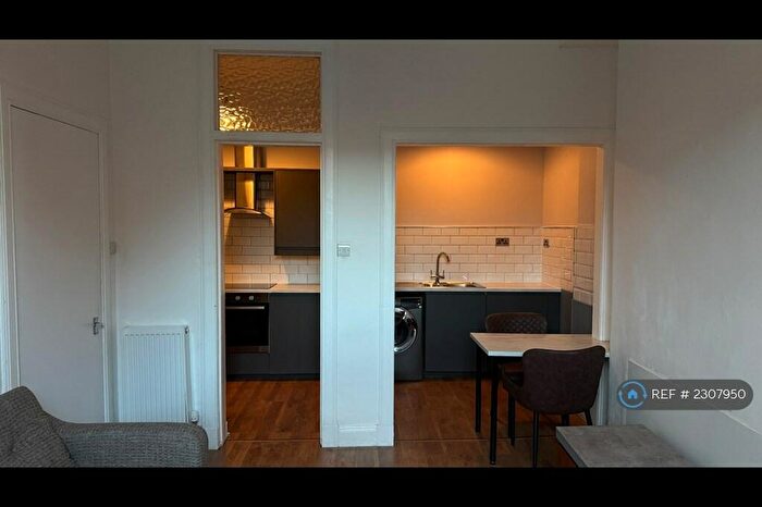 1 Bedroom Flat To Rent In Wardlaw Street, Edinburgh, EH11