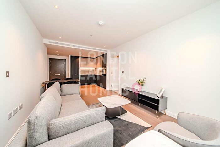 2 Bedroom Apartment To Rent In Gasholder Place, London, SE11