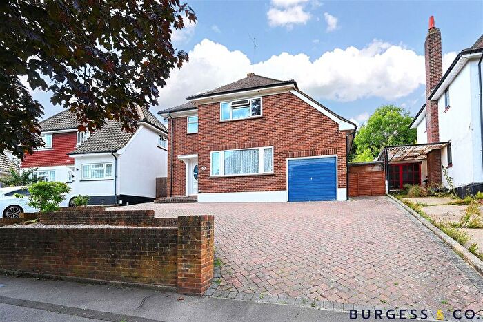 3 Bedroom Detached House For Sale In Ironlatch Avenue, St. Leonards-On-Sea, TN38