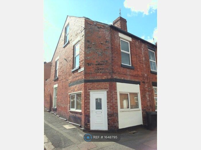4 Bedroom End Of Terrace House To Rent In Langdon Street, Sheffield, S11
