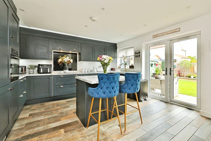 4 Bedroom Detached House For Sale In Limestone Court, Laughton, Sheffield, S25