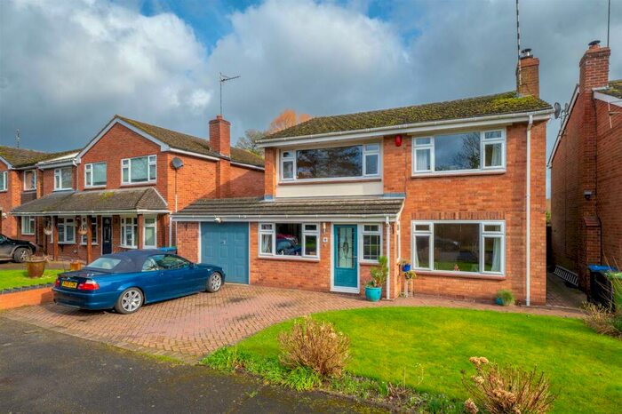 4 Bedroom Detached House For Sale In Appleby Close, Great Alne, B49