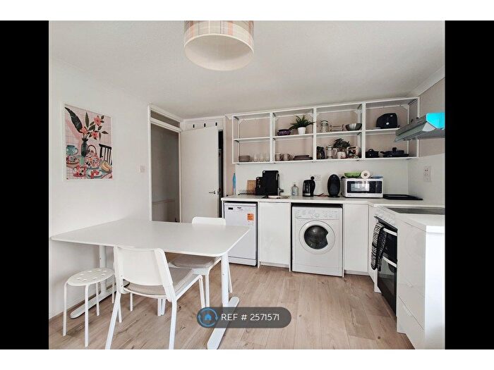 2 Bedroom Flat To Rent In Golding Rd, Cambridge, CB1