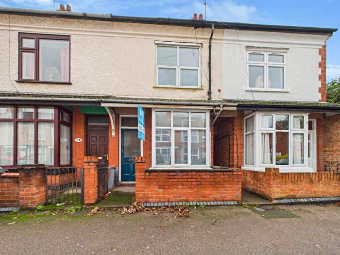 4 Bedroom Terraced House For Sale In Bampton Street, Loughborough, LE11