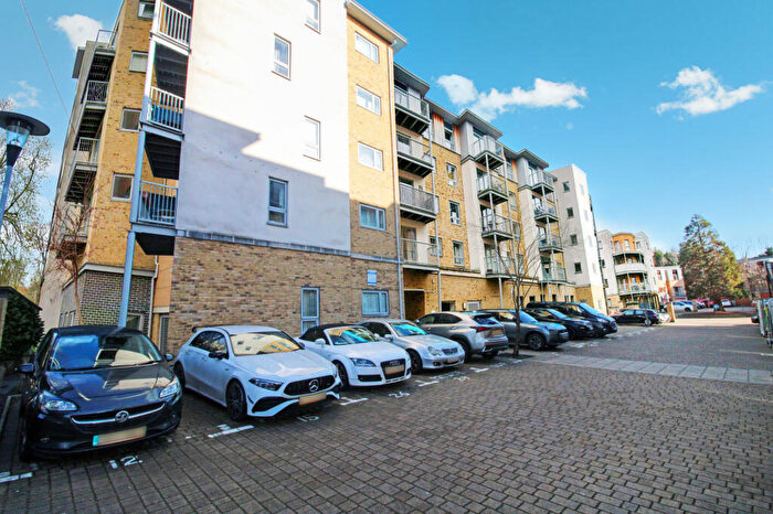 2 Bedroom Apartment For Sale In Calloway House, Coombe Way, Farnborough, GU14