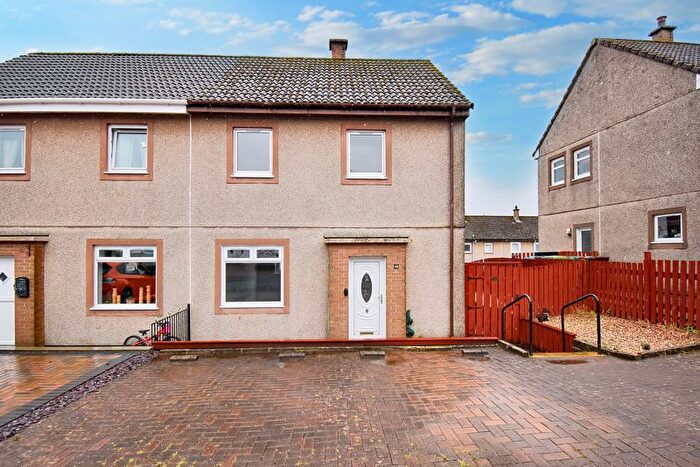 2 Bedroom Semi-Detached House For Sale In Livingstone Park, Kilsyth, G65