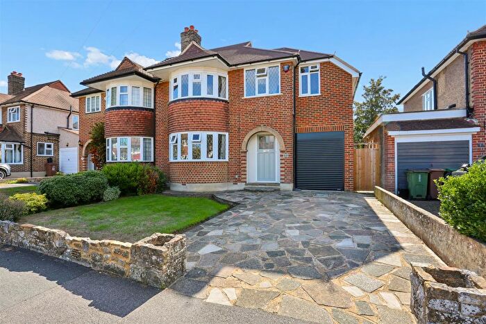 4 Bedroom Detached House For Sale In Tabor Gardens, Cheam, SM3