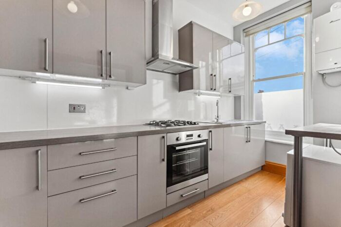 1 Bedroom Flat To Rent In Leigh Road, Islington, N5