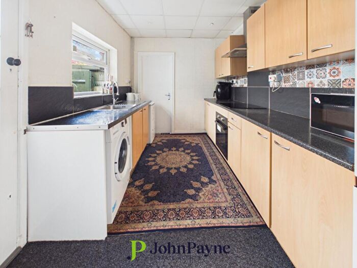 3 Bedroom Terraced House For Sale In Lower Ford Street, Coventry, CV1 - Photo 6
