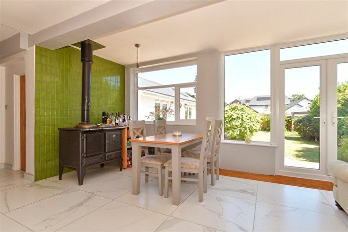 4 Bedroom Detached House For Sale In Elm Lane, Minster-On-Sea, Sheerness, Kent, ME12