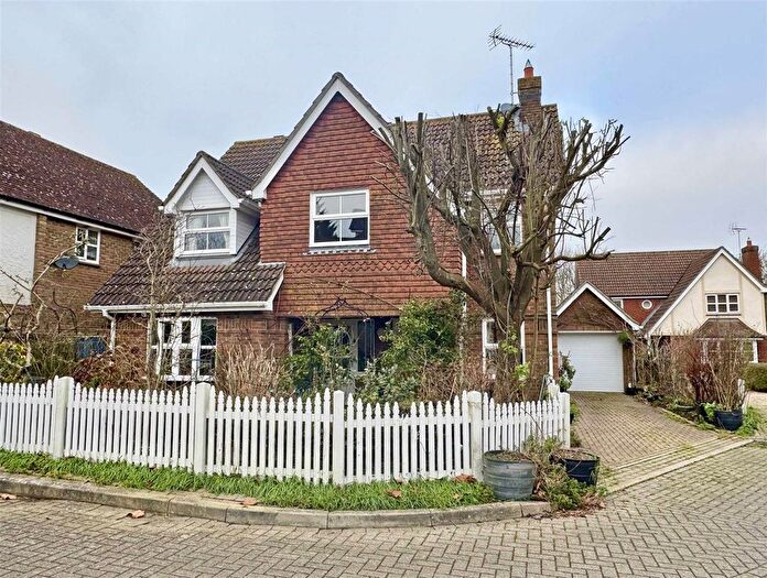 4 Bedroom Detached House To Rent In Wigeon Close, Great Notley, Braintree, CM77