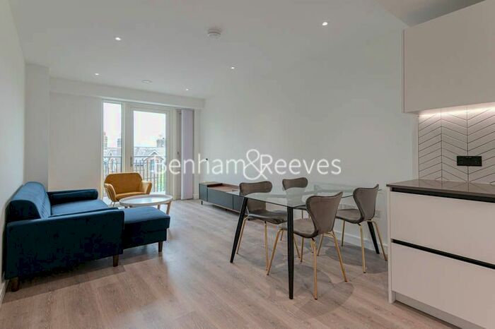 2 Bedroom Flat To Rent In Glenthorne Road, Hammersmith, W6
