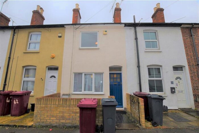 2 Bedroom Terraced House To Rent In York Road, RG1