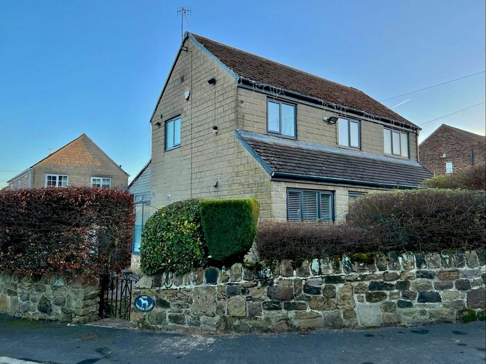 4 Bedroom Property To Rent In Walker Close, Grenoside, Sheffield S35