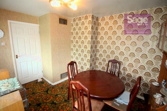 3 Bedroom Terraced House For Sale In Shakespeare Road, St. Dials, Cwmbran, NP44