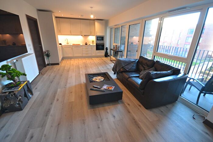 2 Bedroom Flat For Sale In London Road, Barking, IG11