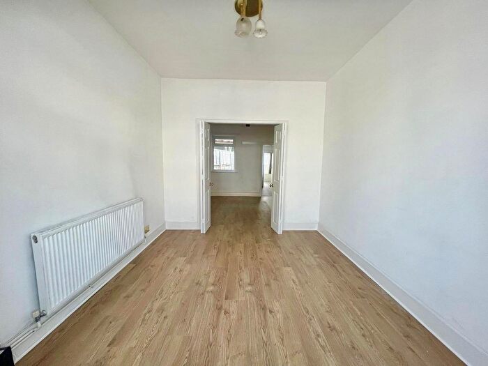 3 Bedroom Terraced House To Rent In Grays, RM17