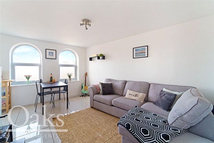 2 Bedroom Flat For Sale In London Road, Tooting, SW17