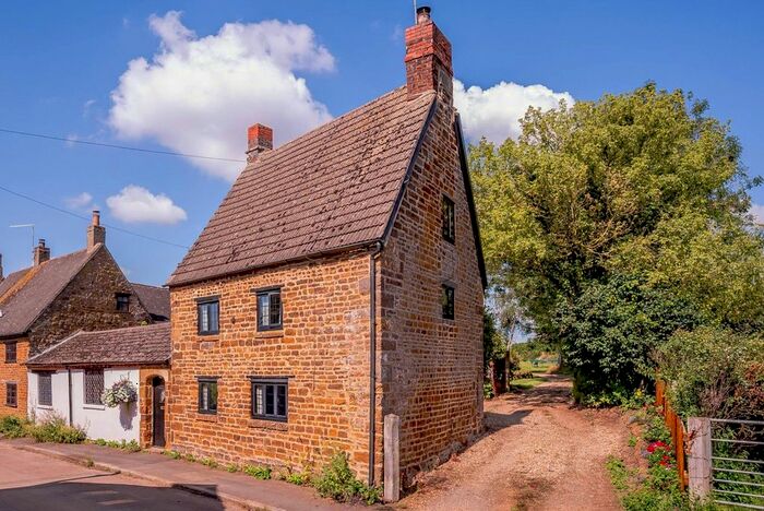 3 Bedroom Semi-Detached House For Sale In Chapel Lane, Maidford, Northamptonshire, NN12