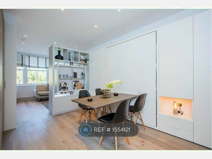 Studio To Rent In Abbeville Road, London, SW4