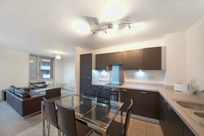 3 Bedroom Apartment To Rent In Devons Road, St Andrews, Bow, E3