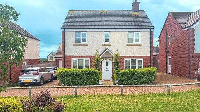 4 Bedroom Detached House For Sale In Academy Drive, Northampton, NN2