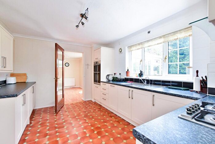 4 Bedroom Detached House For Sale In Green Lane, Farnham Common, SL2