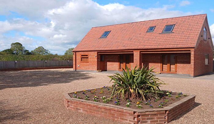 2 Bedroom Detached Bungalow For Sale In Long Lane, East Drayton, Retford, DN22