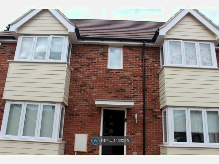 3 Bedroom Detached House To Rent In Cotswold Way, Whitehouse, Milton Keynes, MK8