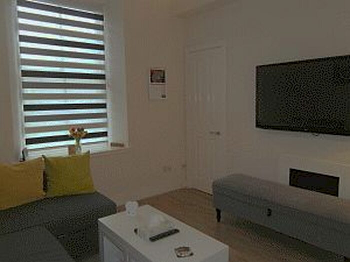 1 Bedroom Flat To Rent In Baker Street, Aberdeen, AB25