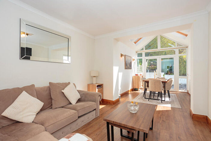 2 Bedroom Detached House For Sale In Roucan Road, Dumfries, DG1