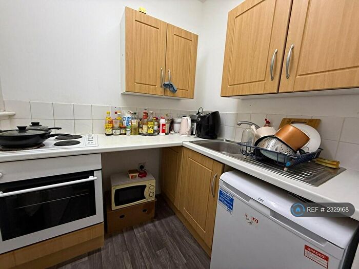 Studio To Rent In St. Albans Road, Leicester, LE2