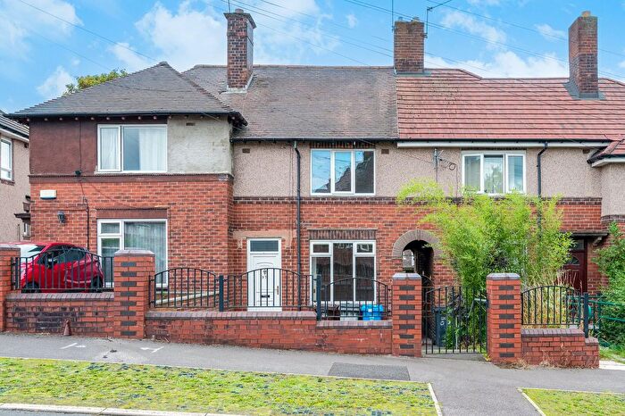 2 Bedroom Terraced House For Sale In Lichford Road, Heeley, S2