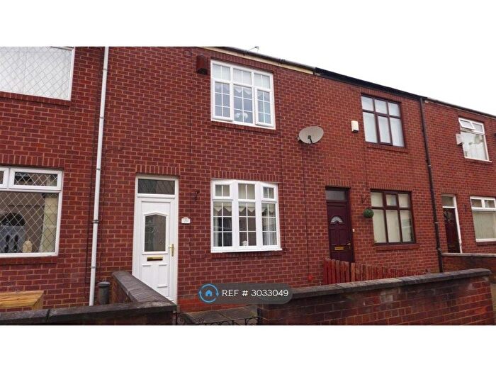 2 Bedroom Terraced House To Rent In Hampden St, Heywood, OL10