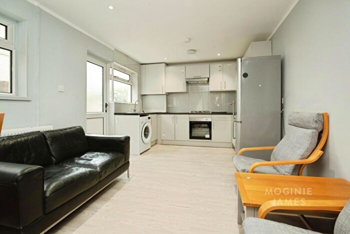 5 Bedroom Terraced House To Rent In Whitchurch Road, Heath, Cardiff, CF14