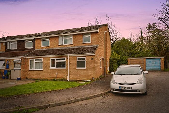 5 Bedroom End Terrace House For Sale In Marsh Gardens, Cheltenham, Gloucestershire, GL51