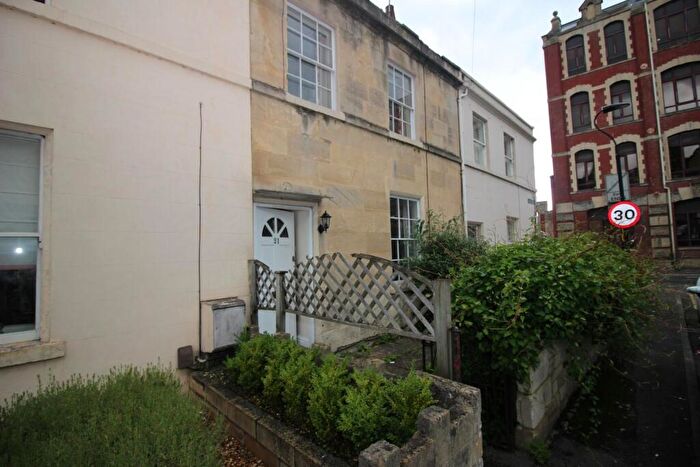 2 Bedroom Terraced House To Rent In Oak Street, Bath, BA2
